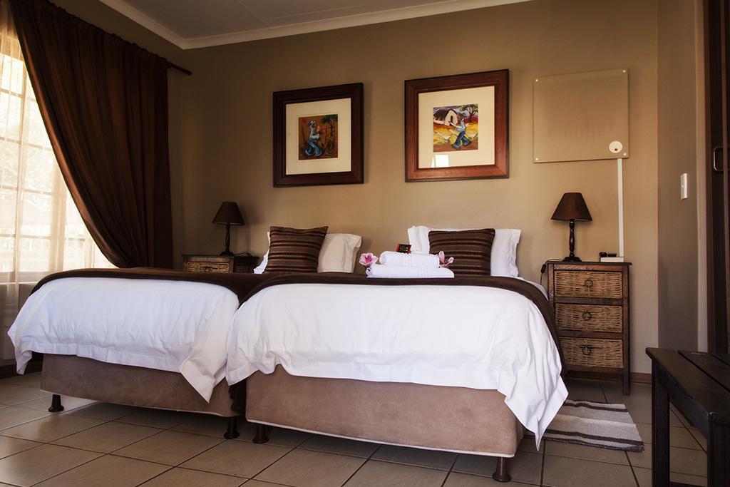 Holme Lea Manor Bed & Breakfast Piet Retief Eksteriør bilde