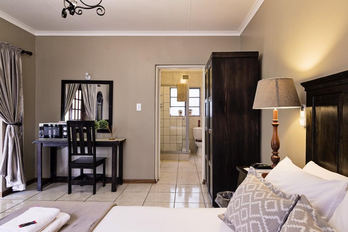 Holme Lea Manor Bed & Breakfast Piet Retief Eksteriør bilde