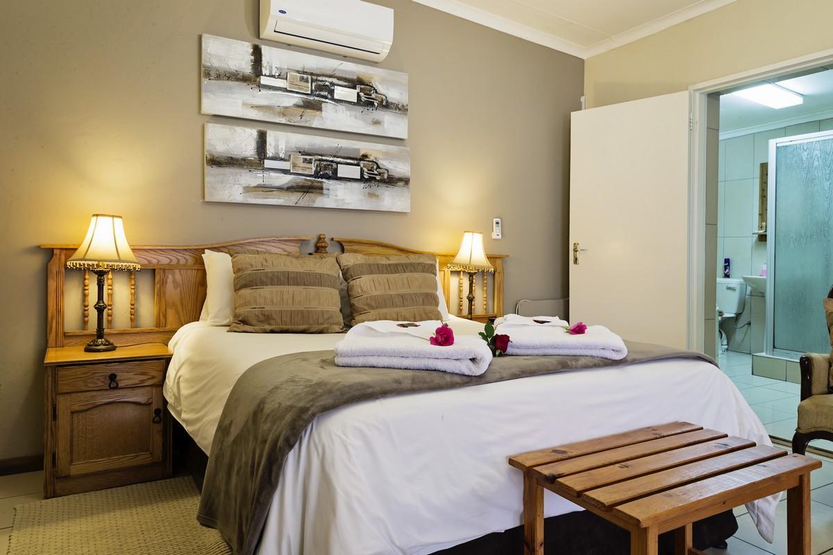 Holme Lea Manor Bed & Breakfast Piet Retief Eksteriør bilde