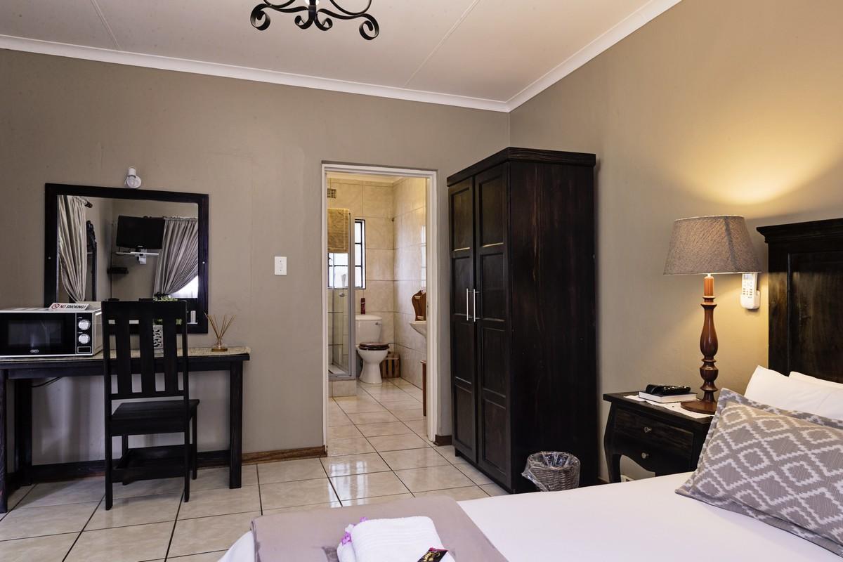 Holme Lea Manor Bed & Breakfast Piet Retief Eksteriør bilde