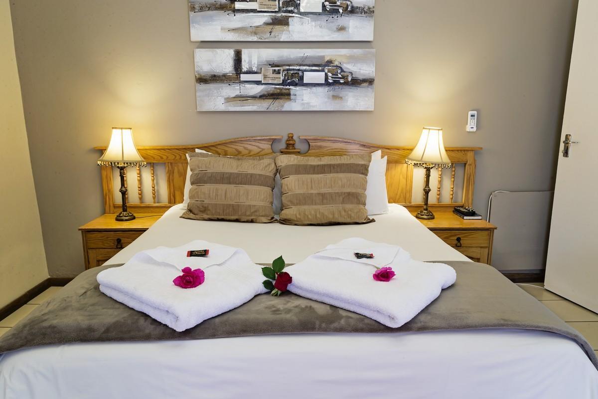 Holme Lea Manor Bed & Breakfast Piet Retief Eksteriør bilde