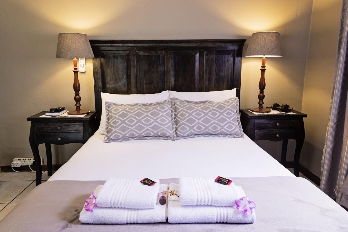 Holme Lea Manor Bed & Breakfast Piet Retief Eksteriør bilde